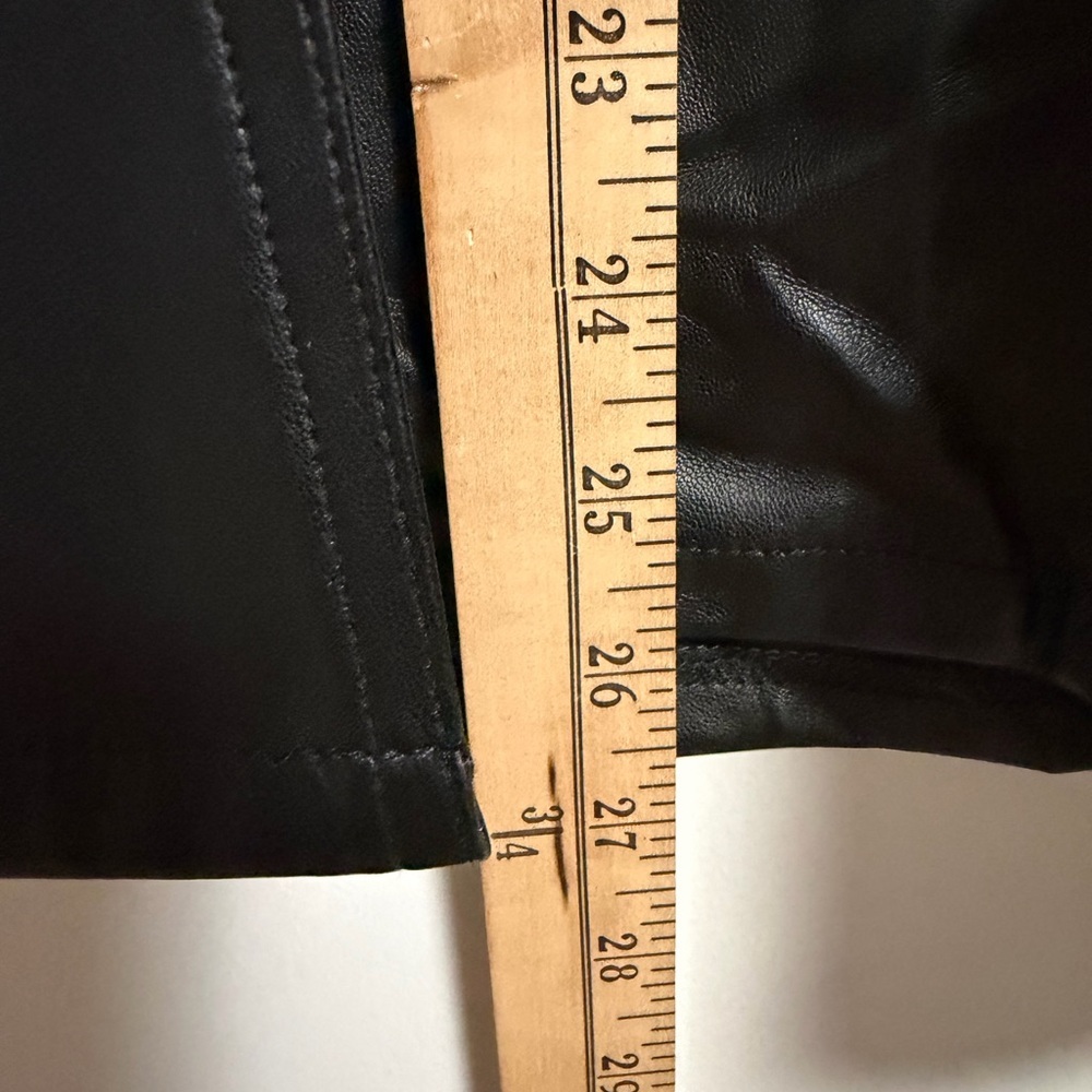 Gorgeous Sam Edelman Black A-Line Vegan Leather Skirt NWOT - Picture 16 of 16